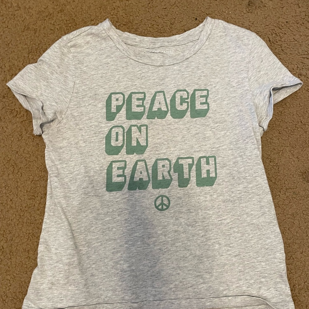 American eagle cropped t-shirt